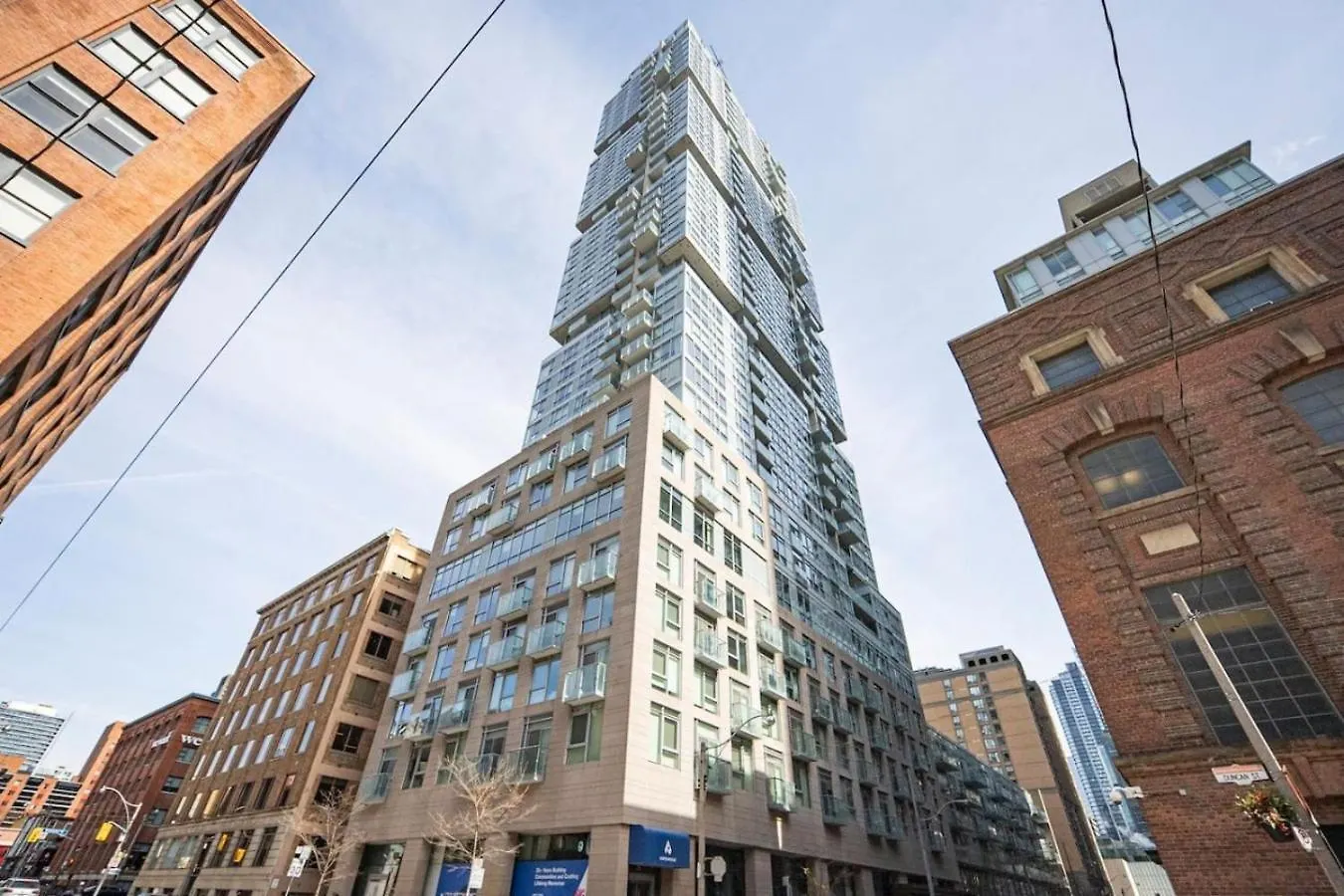 Luxe 5Bd Unit Sleeps 11 - Hospitals Mtcc Ttc Acc Apartment Toronto