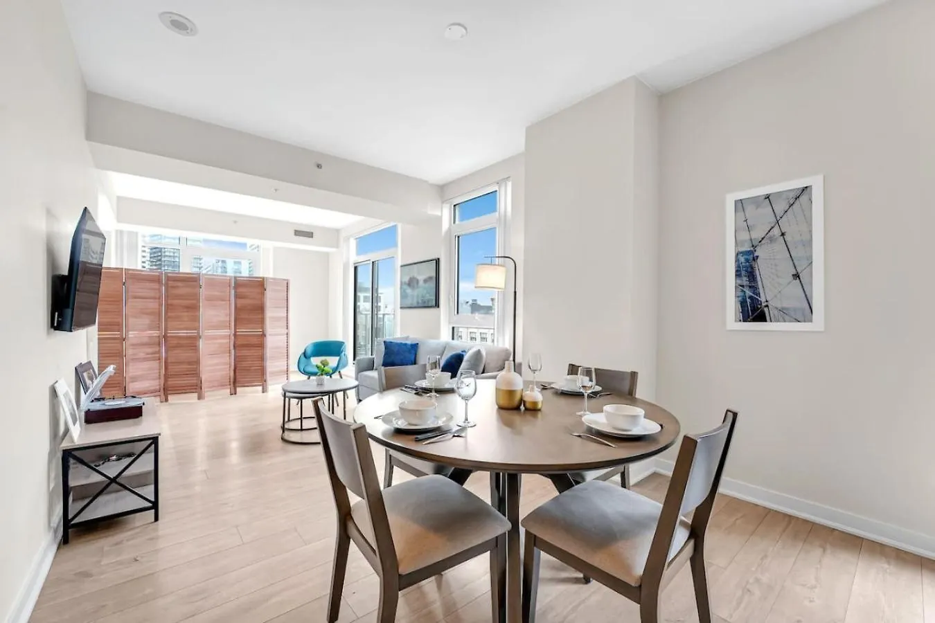Luxe 5Bd Unit Sleeps 11 - Hospitals Mtcc Ttc Acc Apartment Toronto 0*,  Canada